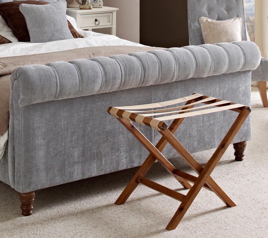 High Buttoned Footboard